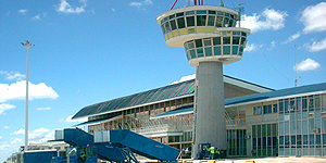 Flughafen-Tower / © M.Kiel Flughafen-Tower