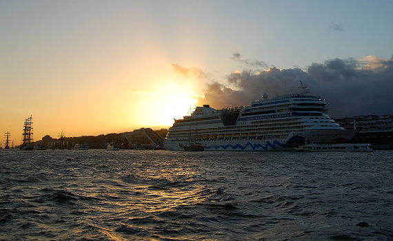 Hamburg Cruise Center Altona Hamburg Cruise Center Altona
